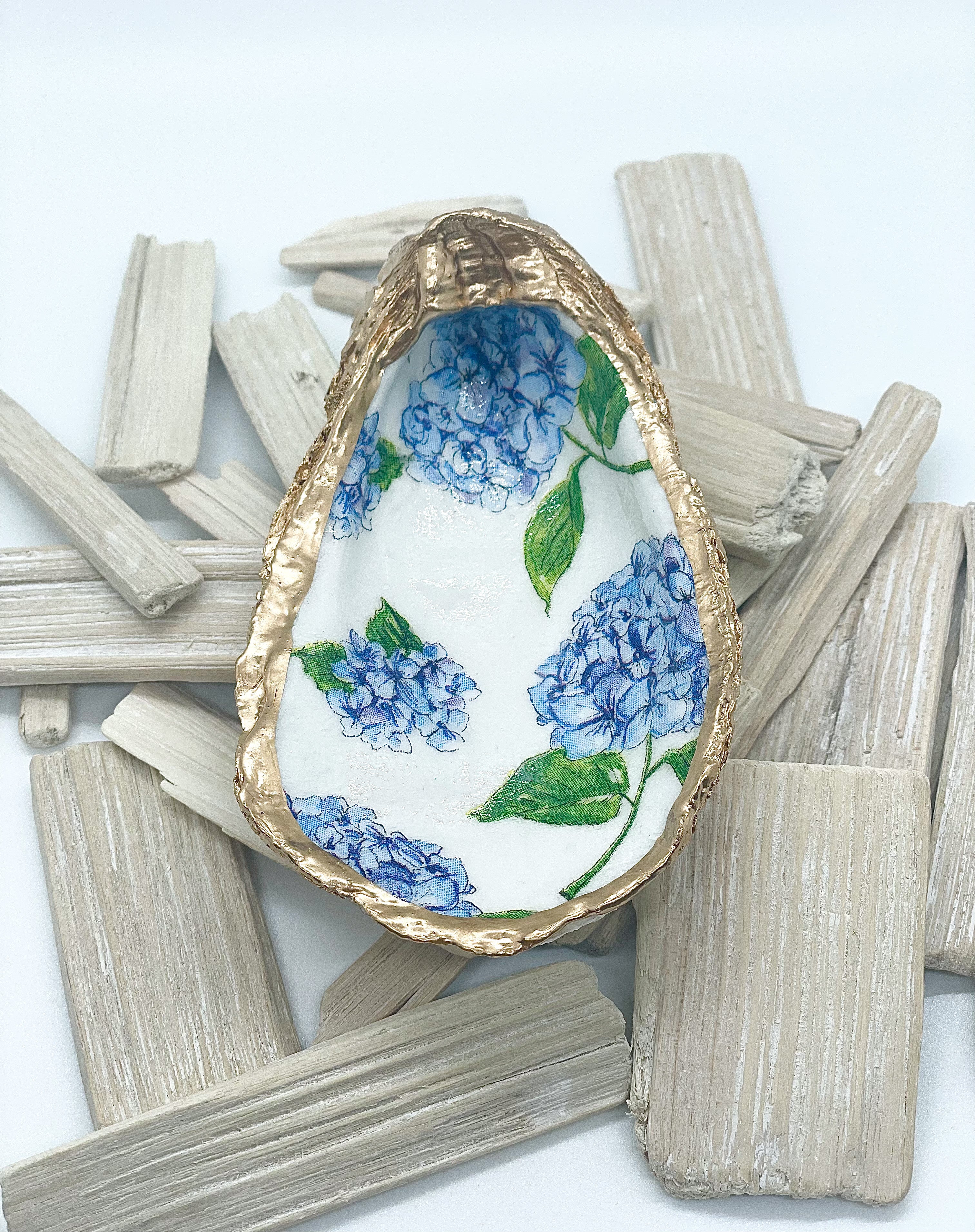 Hummingbird Oyster Trinket Dish