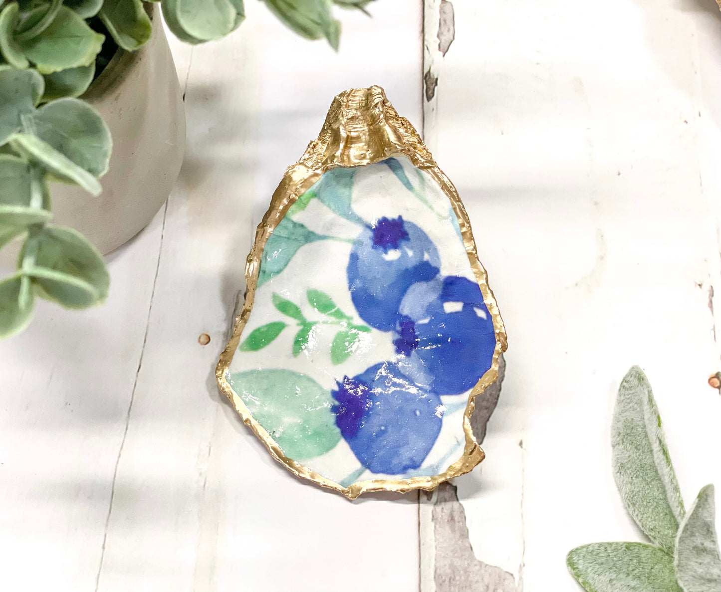 Watercolor Blueberries Oyster Jewelry Dish